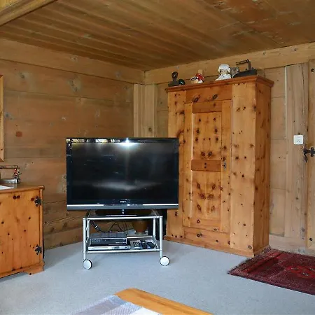 Pillon- Chalet Apartment Gstaad